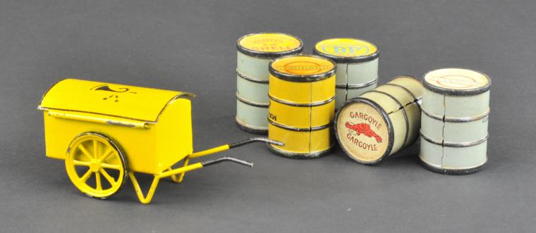 POSTAL WAGON & OIL CANS Mixed lot