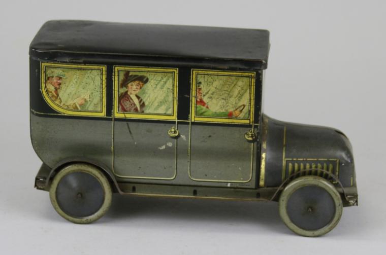 A W DUNMORE SONS LIMOUSINE BISCUIT 17a9f5