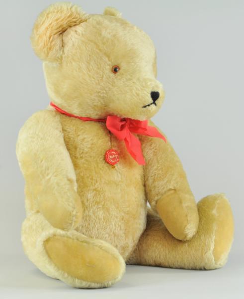 HERMANN HUMP BACK TEDDY BEAR WITH