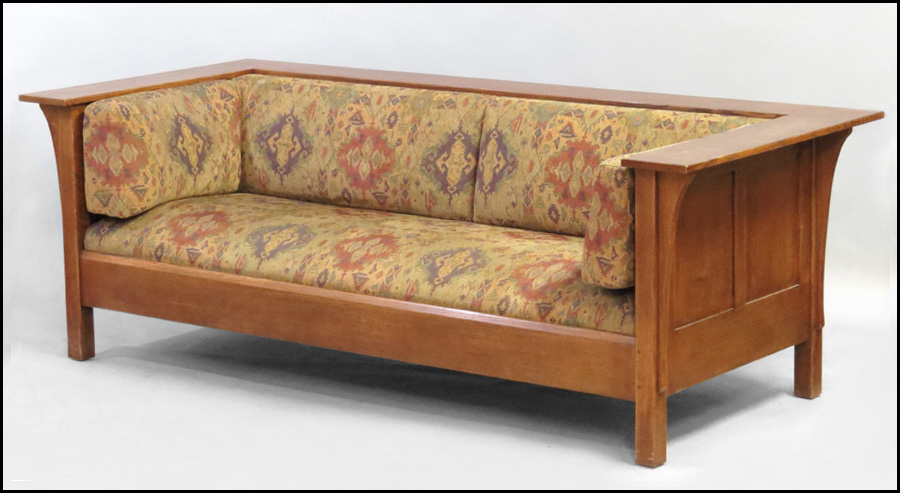 CONTEMPORARY STICKLEY SETTLE Quarter 17ae42