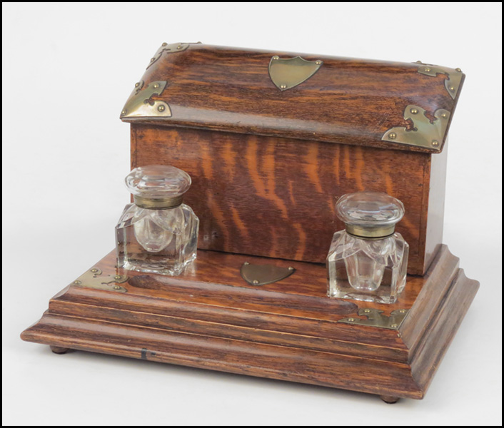 ENGLISH OAK LETTER BOX With brass 17aeed