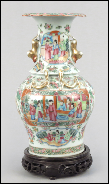 CHINESE CANTON STYLE PORCELAIN 17af1b