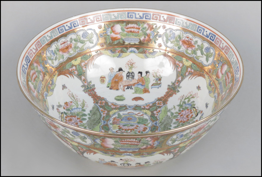 CHINESE FAMILLE ROSE STYLE PORCELAIN