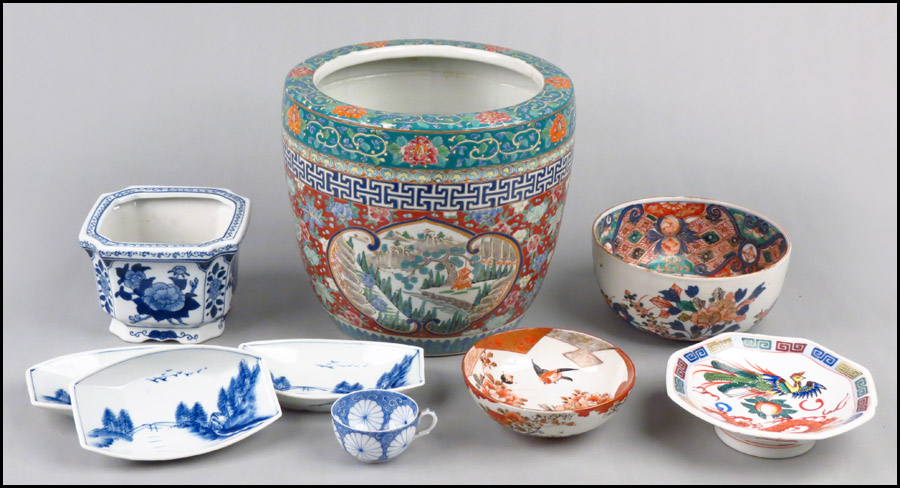 COLLECTION OF CHINESE AND JAPANESE