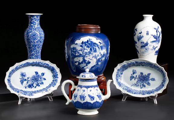 Pair of Chinese Export Blue-and-White