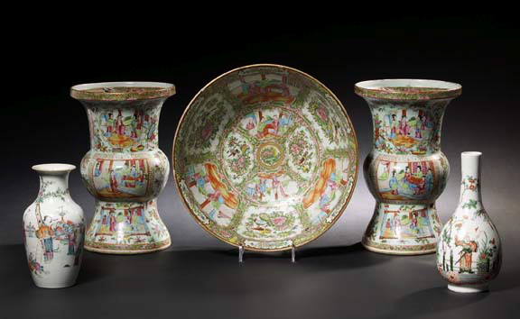 Chinese Famille Verte Porcelain 29a18