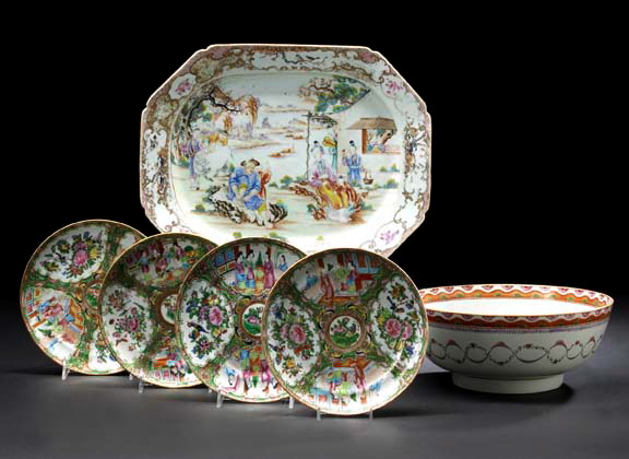 Chinese Export Porcelain Platter,  18th