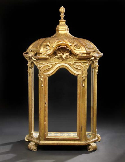 Large Italian Baroque Carved Giltwood