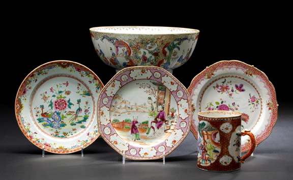 Group of Three Chinese Export Porcelain 29d0b