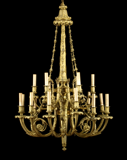 Attractive French Gilt Brass Tiered 2a727