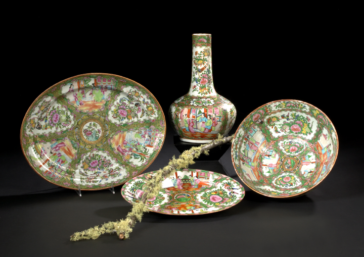 Group of Four Chinese Export Porcelain