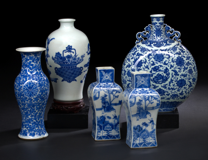 Chinese Blue and White Porcelain 2ae23