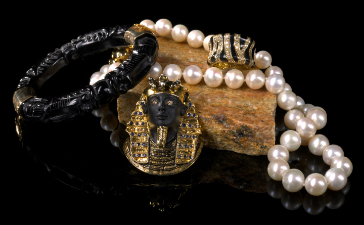 Vermeil, Diamond and Sapphire "King