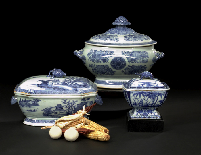 Chinese Export Blue and White Porcelain 2b6e5