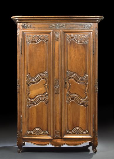 Provincial Louis XV Style Walnut 2c1be