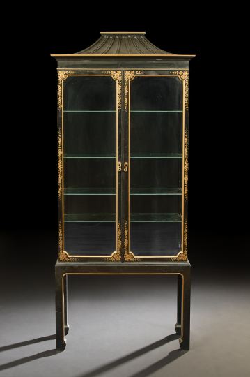 Chinoiserie Style Polychromed Display 2c2a9