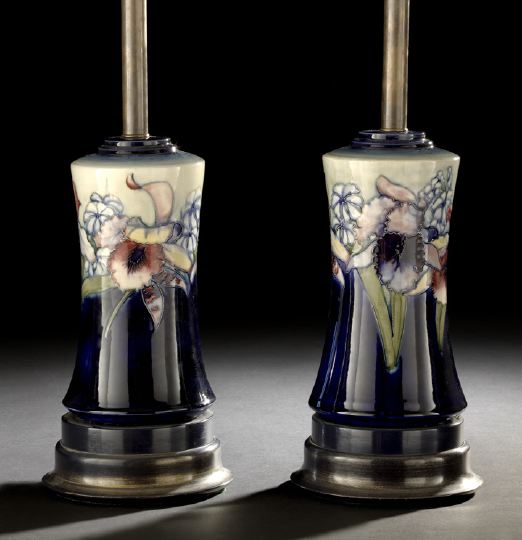 Good Pair of Moorcroft Pottery 2c7ca