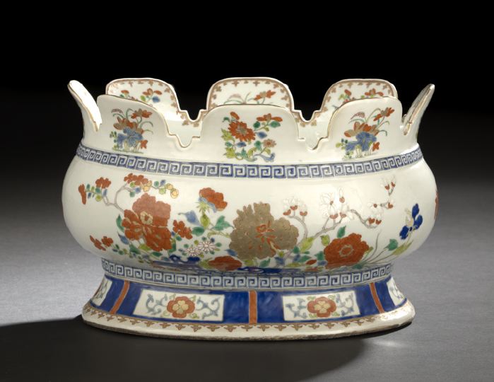 Chinese Export Porcelain Oval Monteith,