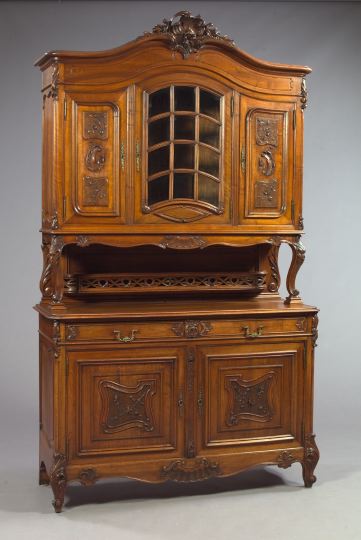 Provincial Louis XV-Style Mahogany Buffet