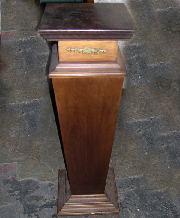 Empire Style Mahogany Pedestal  2d0a3