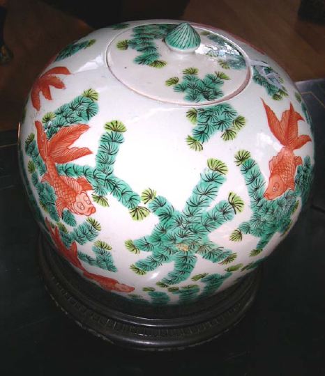 Attractive Kuang Hsu Porcelain