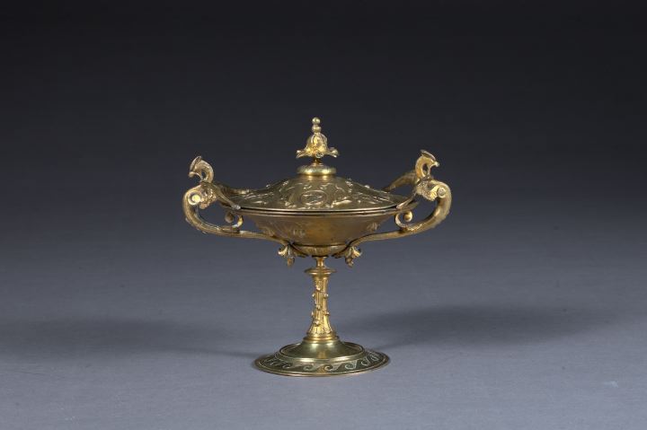Attractive French Gilt Bronze Two Handled 2d5a0