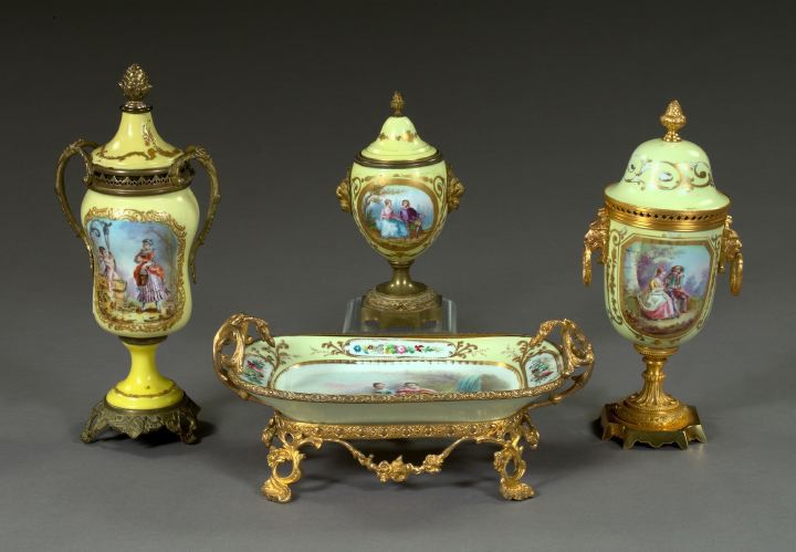 French Gilt-Brass-Mounted Pale