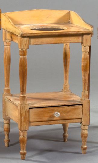 Early Provincial Pine Washstand  2d6dc