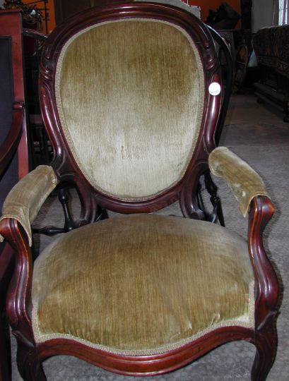 American Rococo Revival Walnut 2d716