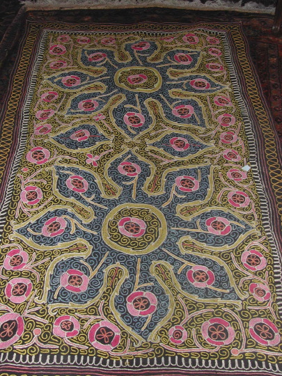 Antique Uzbekistan Susane Carpet  2dccb