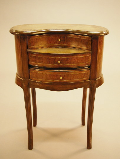 Louis XV Style Mahogany and Burlwood 2dafb