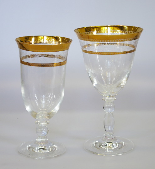 Group of Twelve Crystal Goblets  2e139