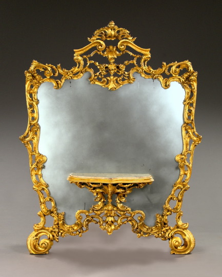 Large Exuberantly Modeled Giltwood 2e1b6