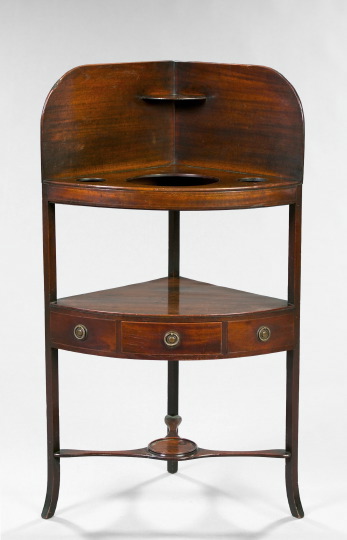 Edwardian Mahogany Corner Dressing 2e437