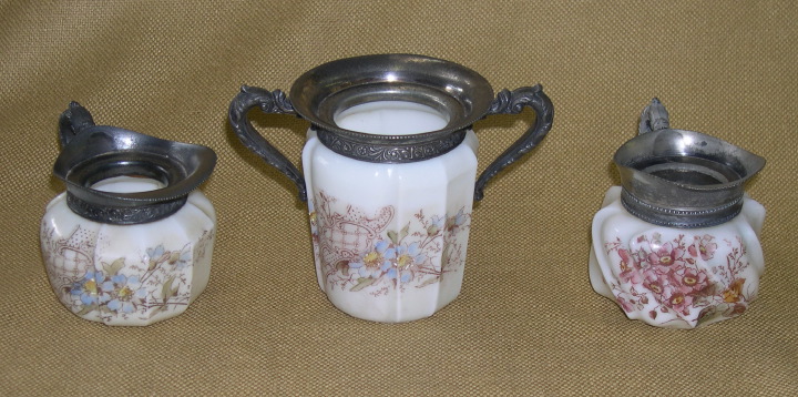 Group of Two Pitchers and a Spooner  2e525