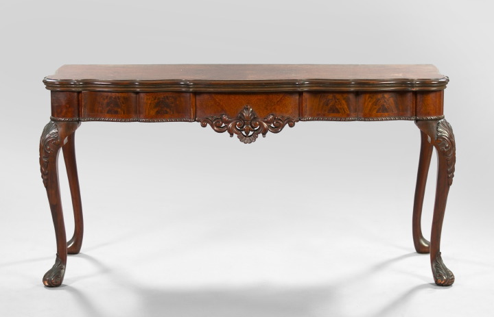 English Carved Mahogany Side Table  2e810