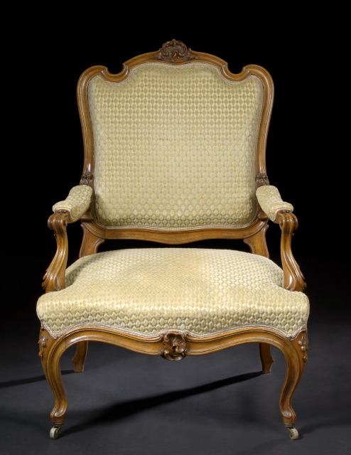 Provincial Louis XV Style Fruitwood 2e93d