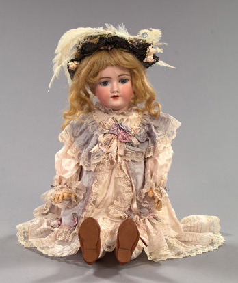 Antique Handwerck 5 Germany Doll  2e73f