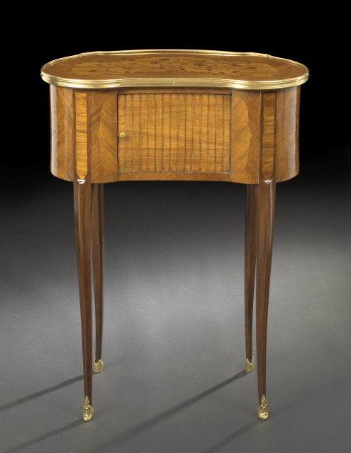 Louis XV Style Kignwood and Rosewood 2e768