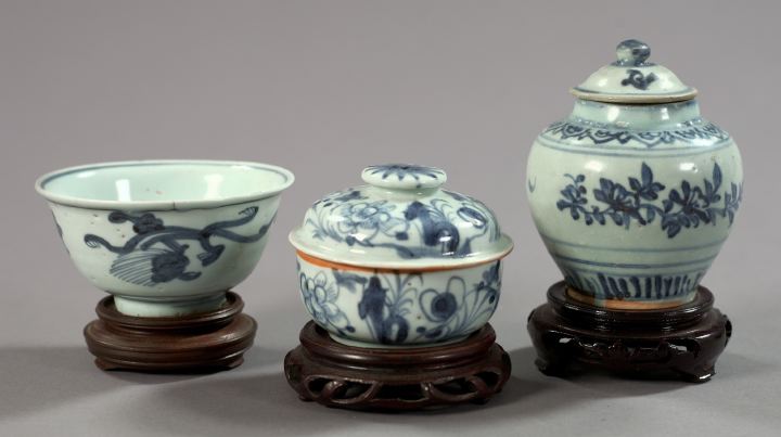 Three Pieces of Chinese Blue and 2f0bb