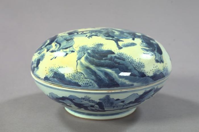 Chinese Blue and White Porcelain 2f0f9