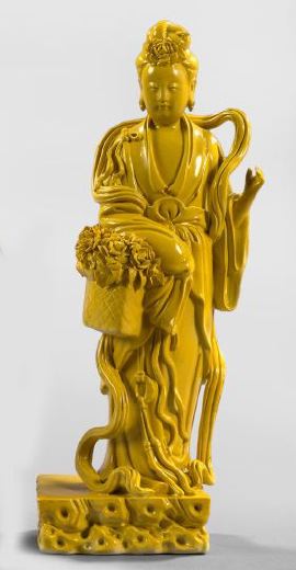 Large Tao Kuang Yellow-Glazed Porcelain