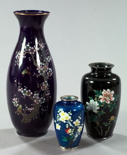 Group of Three Oriental Floral 2f1a7