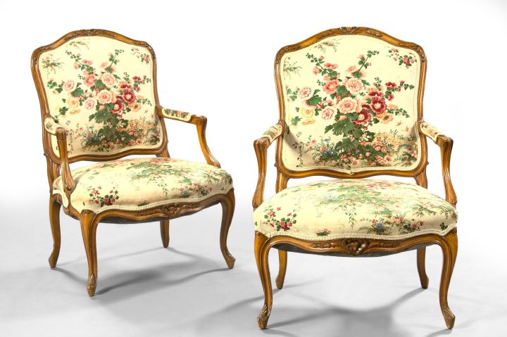 Pair of Louis XV Style Fruitwood 2ee07