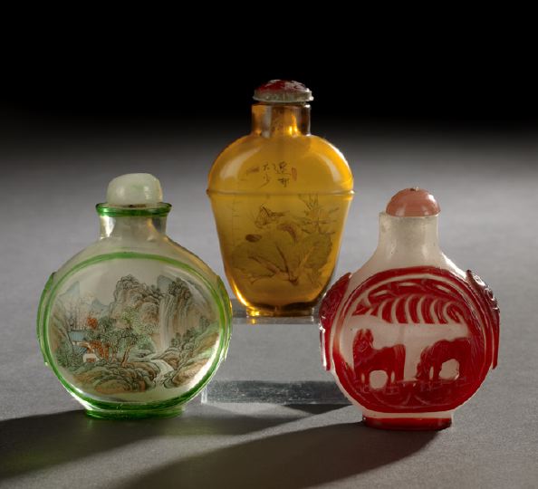 Group of Three Glass Snuff Bottles  2eed2