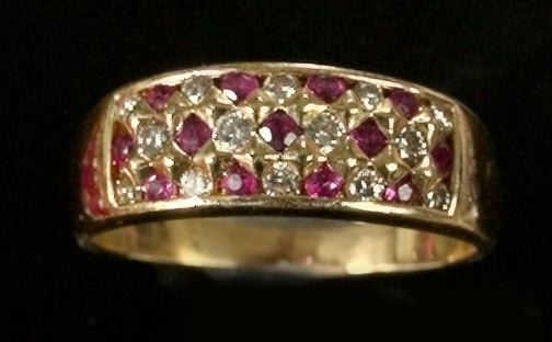 Fourteen Karat Yellow Gold Ruby 2ef10