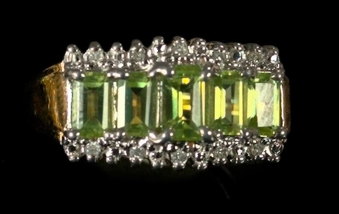 Fourteen Karat Yellow Gold Peridot 2ef19