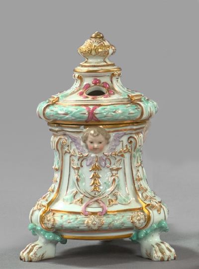 Diminutive Meissen Porcelain Covered 2f51f