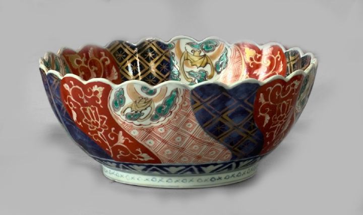 Japanese Meiji Imari Porcelain