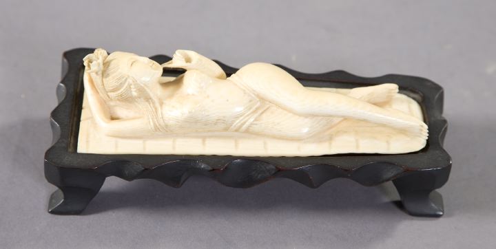 Diminutive Kuang Hsu Carved Ivory